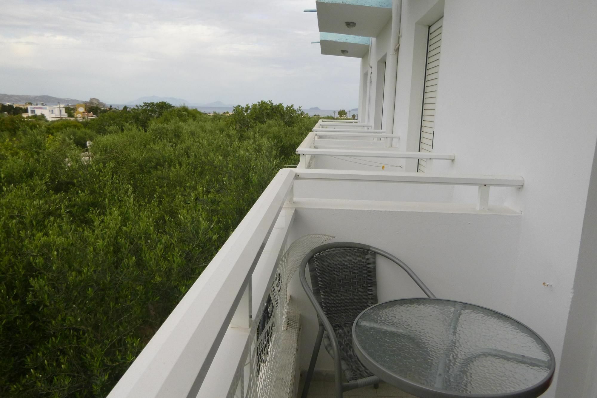 Ipokampos Apartment Kefalos  Bagian luar foto
